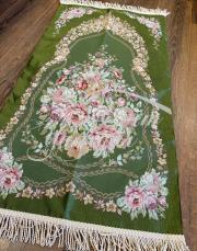 koyu yeşil lüks gülefşan